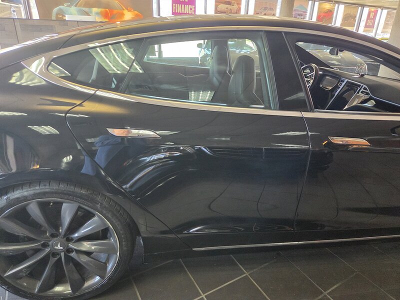2016 Tesla Model S 90D 4DR HATCHBACK AWD - Photo 28 - Hamilton, OH 45015