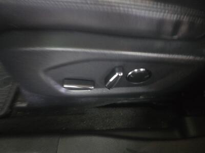 2016 Ford Explorer XLT 4DR SUV AWD - Photo 25 - Hamilton, OH 45015