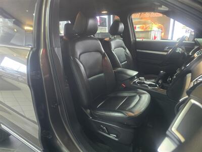 2016 Ford Explorer XLT 4DR SUV AWD - Photo 16 - Hamilton, OH 45015