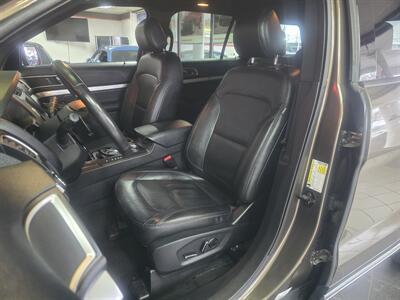 2016 Ford Explorer XLT 4DR SUV AWD - Photo 9 - Hamilton, OH 45015