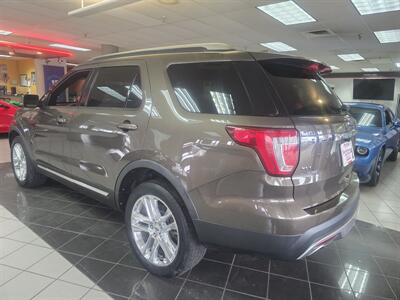 2016 Ford Explorer XLT 4DR SUV AWD - Photo 6 - Hamilton, OH 45015