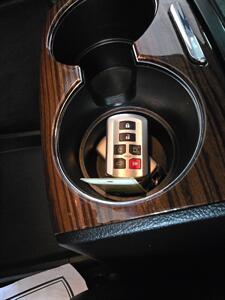 2017 Toyota Sienna Limited 7-Passenger 4DR MINI-VAN   - Photo 25 - Hamilton, OH 45015