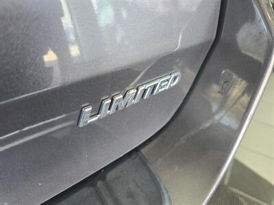 2017 Toyota Sienna Limited 7-Passenger 4DR MINI-VAN   - Photo 35 - Hamilton, OH 45015