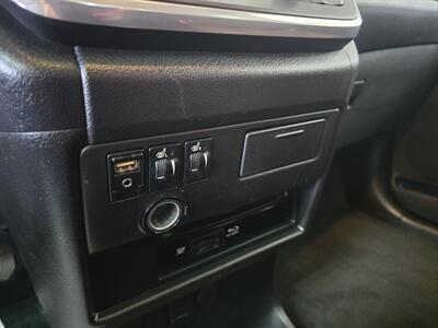 2017 Toyota Sienna Limited 7-Passenger 4DR MINI-VAN   - Photo 26 - Hamilton, OH 45015