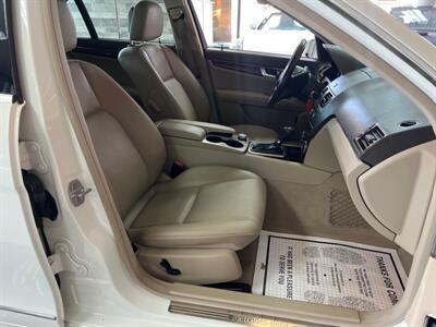 2011 Mercedes-Benz C 300 Luxury 4MATIC 4DR SEDAN   - Photo 24 - Hamilton, OH 45015