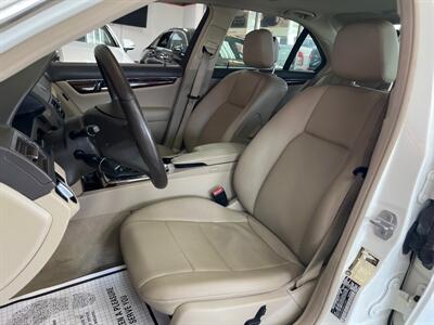 2011 Mercedes-Benz C 300 Luxury 4MATIC 4DR SEDAN   - Photo 10 - Hamilton, OH 45015