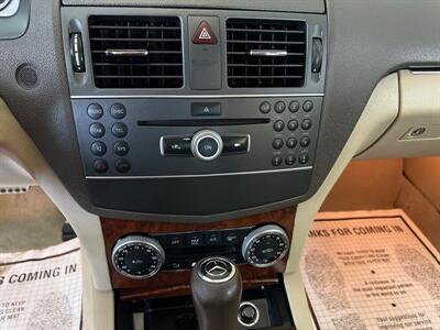 2011 Mercedes-Benz C 300 Luxury 4MATIC 4DR SEDAN   - Photo 15 - Hamilton, OH 45015