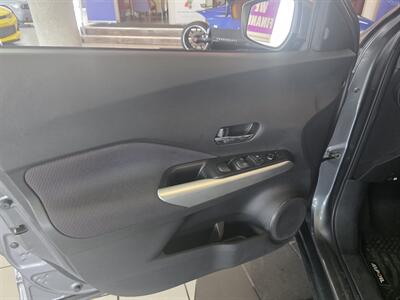 2020 Nissan Kicks SV 4DR CROSSOVER   - Photo 24 - Hamilton, OH 45015