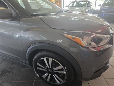 2020 Nissan Kicks SV 4DR CROSSOVER   - Photo 31 - Hamilton, OH 45015