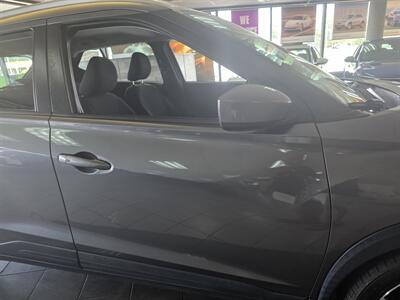 2020 Nissan Kicks SV 4DR CROSSOVER   - Photo 30 - Hamilton, OH 45015