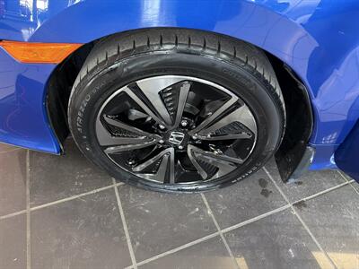 2017 Honda Civic EX 4DR HATCHBACK TURBO   - Photo 32 - Hamilton, OH 45015