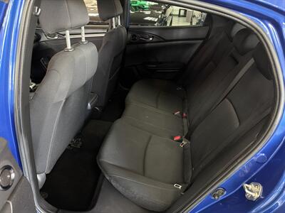 2017 Honda Civic EX 4DR HATCHBACK TURBO   - Photo 21 - Hamilton, OH 45015