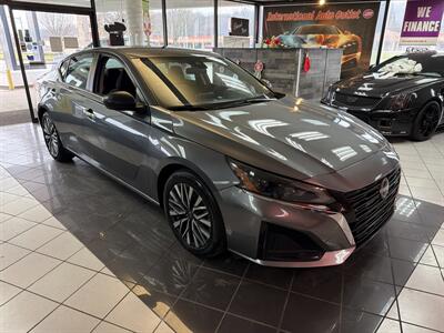 2024 Nissan Altima 2.5 SV 4DR SEDAN   - Photo 4 - Hamilton, OH 45015