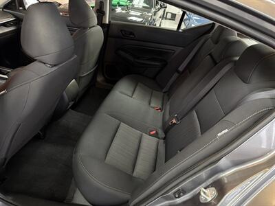 2024 Nissan Altima 2.5 SV 4DR SEDAN   - Photo 19 - Hamilton, OH 45015
