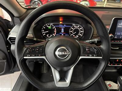 2024 Nissan Altima 2.5 SV 4DR SEDAN   - Photo 14 - Hamilton, OH 45015