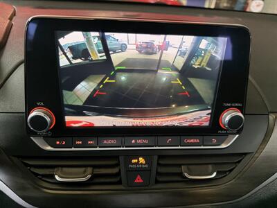 2024 Nissan Altima 2.5 SV 4DR SEDAN   - Photo 16 - Hamilton, OH 45015