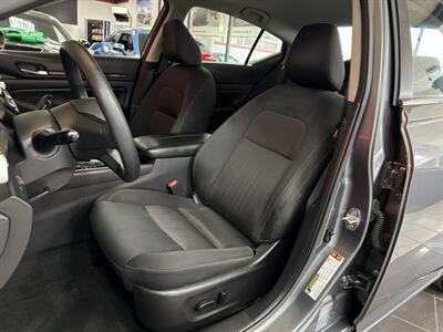 2024 Nissan Altima 2.5 SV 4DR SEDAN   - Photo 10 - Hamilton, OH 45015