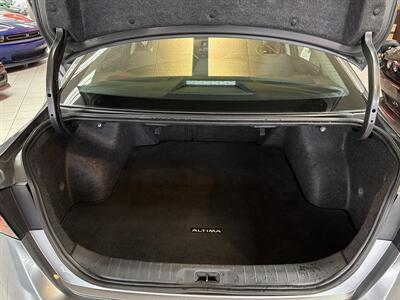 2024 Nissan Altima 2.5 SV 4DR SEDAN   - Photo 27 - Hamilton, OH 45015