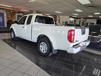2021 Nissan Frontier S 4DR KING CAB - Photo 6 - Hamilton, OH 45015