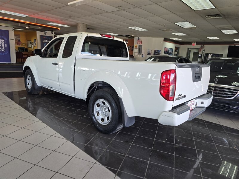 2021 Nissan Frontier S 4DR KING CAB - Photo 6 - Hamilton, OH 45015