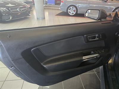 2019 Ford Mustang EcoBoost 2DR CONVERTIBLE - Photo 7 - Hamilton, OH 45015