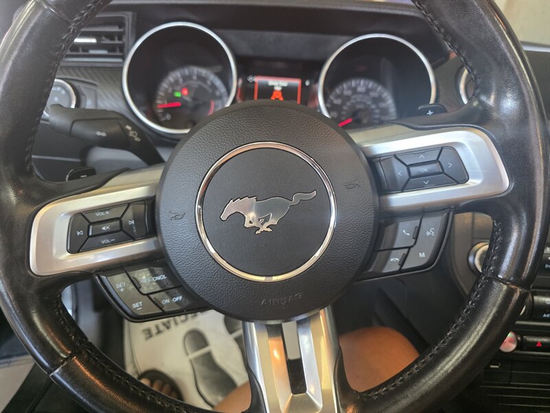 2019 Ford Mustang EcoBoost 2DR CONVERTIBLE - Photo 25 - Hamilton, OH 45015