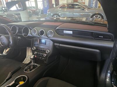 2019 Ford Mustang EcoBoost 2DR CONVERTIBLE - Photo 15 - Hamilton, OH 45015