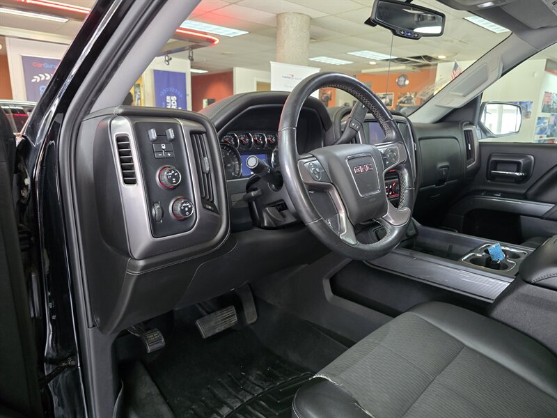 2014 GMC Sierra 1500 SLE-CREW CAB-4X4/ALL-TERRAIN - Photo 8 - Hamilton, OH 45015