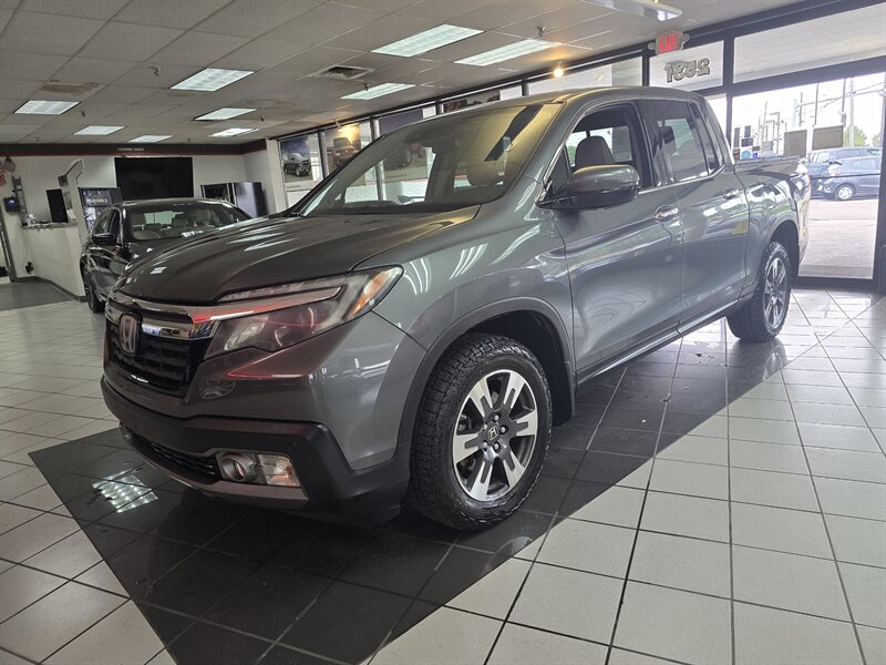 2019 Honda Ridgeline RTL-E 4DR CREW CAB 4X4   - Photo 1 - Hamilton, OH 45015