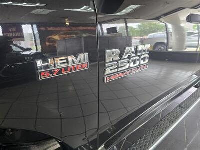 2018 RAM 2500 Tradesman 4DR CREW CAB 4X4   - Photo 25 - Hamilton, OH 45015