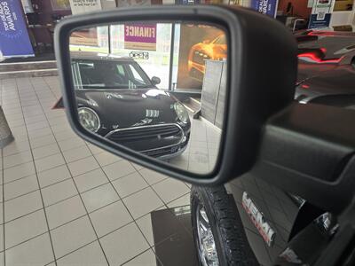 2018 RAM 2500 Tradesman 4DR CREW CAB 4X4   - Photo 19 - Hamilton, OH 45015