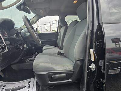 2018 RAM 2500 Tradesman 4DR CREW CAB 4X4   - Photo 10 - Hamilton, OH 45015