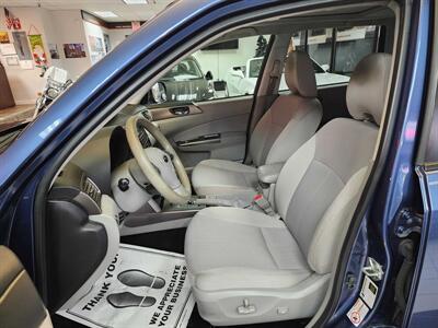 2013 Subaru Forester 2.5X Premium-AWD WAGON   - Photo 9 - Hamilton, OH 45015