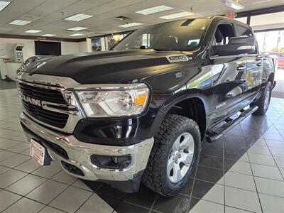 2019 RAM 1500 Big Horn/CREW CAB/H/4X4   - Photo 1 - Hamilton, OH 45015