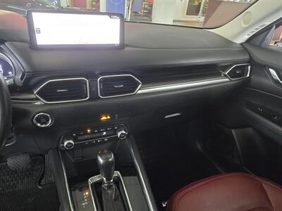 2022 Mazda CX-5 2.5 S Carbon Edition   - Photo 27 - Hamilton, OH 45015