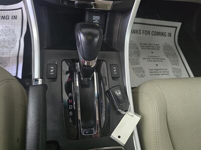 2013 Honda Accord EX-L   - Photo 18 - Hamilton, OH 45015
