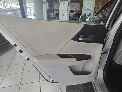 2013 Honda Accord EX-L   - Photo 9 - Hamilton, OH 45015