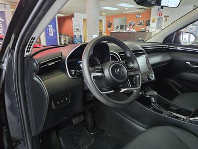 2023 Hyundai TUCSON SEL   - Photo 8 - Hamilton, OH 45015