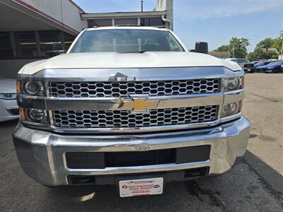 2019 Chevrolet Silverado 3500HD CC Work Truck 2DR REGULAR CAB   - Photo 3 - Hamilton, OH 45015