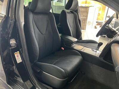 2011 Toyota Camry SE   - Photo 22 - Hamilton, OH 45015