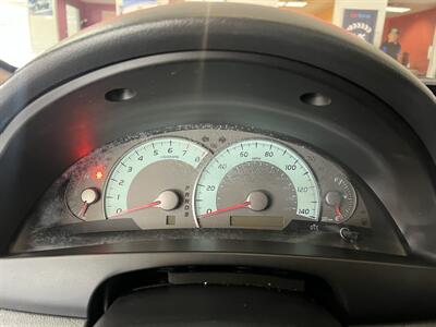 2011 Toyota Camry SE   - Photo 11 - Hamilton, OH 45015