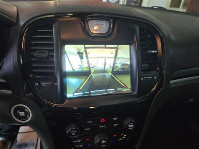 2021 Chrysler 300 Series S V6 4DR SEDAN   - Photo 20 - Hamilton, OH 45015