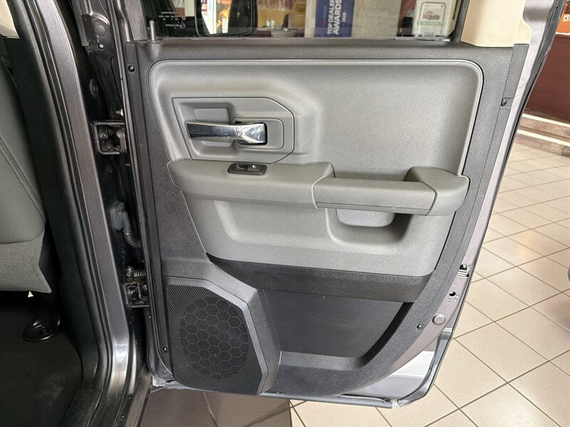 2014 RAM 1500 Outdoorsman - Photo 13 - Hamilton, OH 45015