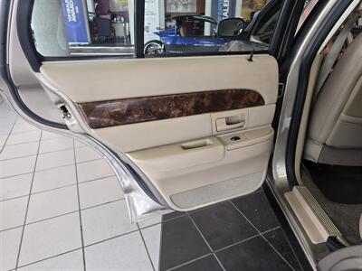 2004 Mercury Grand Marquis LS Premium   - Photo 10 - Hamilton, OH 45015