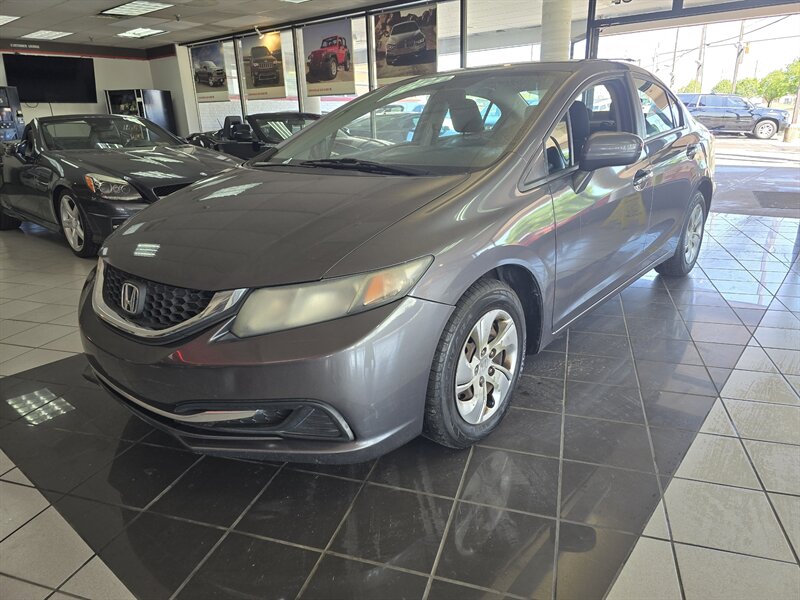 2014 Honda Civic LX   - Photo 1 - Hamilton, OH 45015