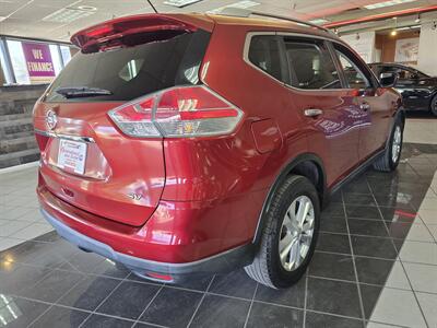 2016 Nissan Rogue SV 4DR CROSSOVER   - Photo 4 - Hamilton, OH 45015