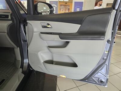 2016 Honda Odyssey EX- 4DR MINI-VAN   - Photo 10 - Hamilton, OH 45015