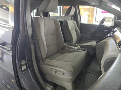 2016 Honda Odyssey EX- 4DR MINI-VAN   - Photo 12 - Hamilton, OH 45015