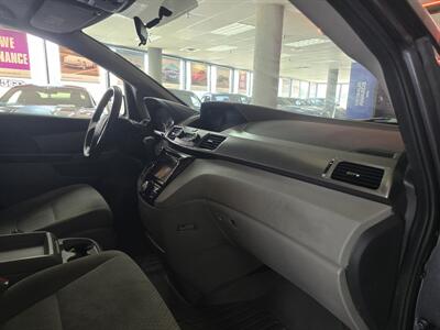 2016 Honda Odyssey EX- 4DR MINI-VAN   - Photo 11 - Hamilton, OH 45015