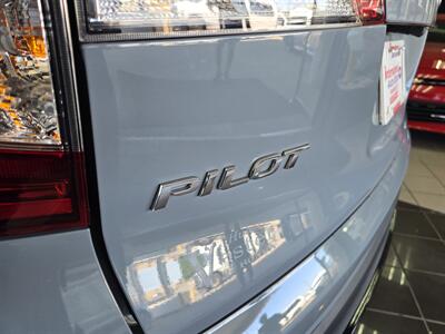 2022 Honda Pilot SPECIAL EDITION 4DR SUV AWD   - Photo 32 - Hamilton, OH 45015